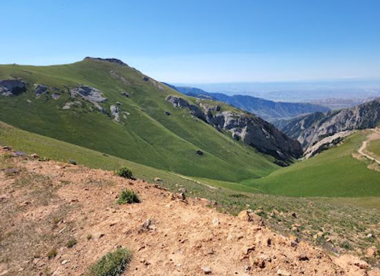 kyrgyzstan/son-kul-lake/attraction/moldo-ashuu