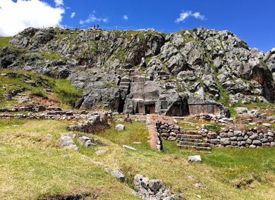 peru/cusco/san-pedro/attraction/temple-of-the-moon