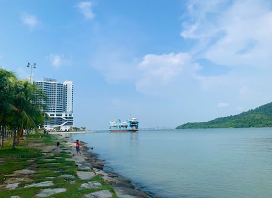 malaysia/penang-island/attraction/queensbay-coast