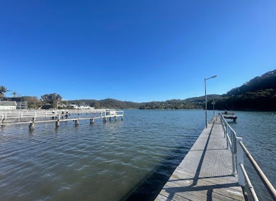 australia/central-coast/attraction/brisbane-water-jetty-lookout