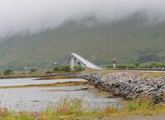 norway/nordland/attraction/gimsoystraumen-bridge