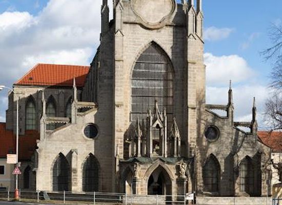 czechia/hradec-kralove/attraction/cathedral-of-assumption-of-our-lady-and-st-john-the-baptist