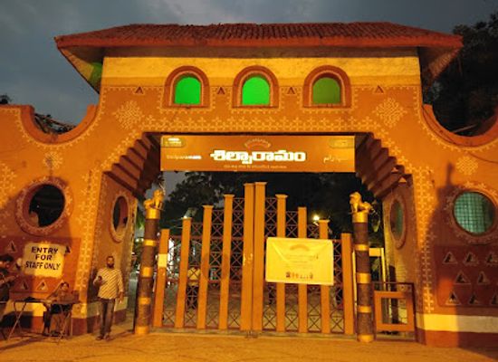 india/hyderabad/attraction/shilparamam