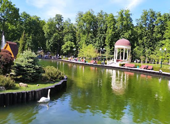 ukraine/kharkiv/sumskaya-street/attraction/maxim-gorky-central-park-for-culture-and-recreation