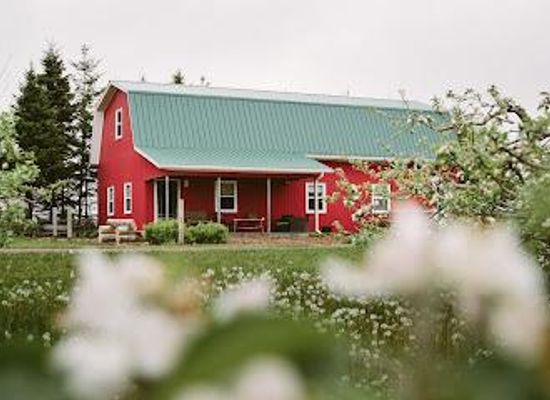 canada/charlottetown/attraction/deep-roots-distillery