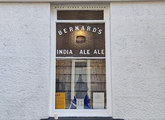 united-kingdom/edinburgh/bar/the-oxford-bar