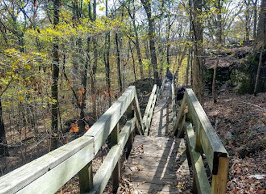 illinois/illinois-ozarks/attraction/millstone-bluff-archaeological-area