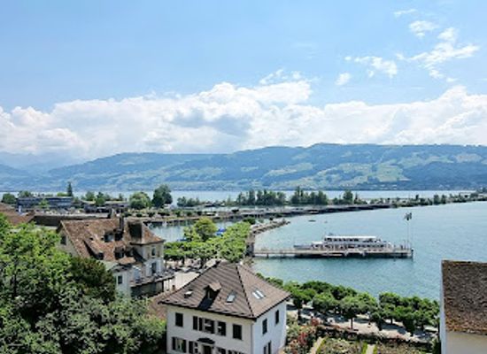 switzerland/zurich-lake/attraction/rosengarten-schlossberg-rapperswil