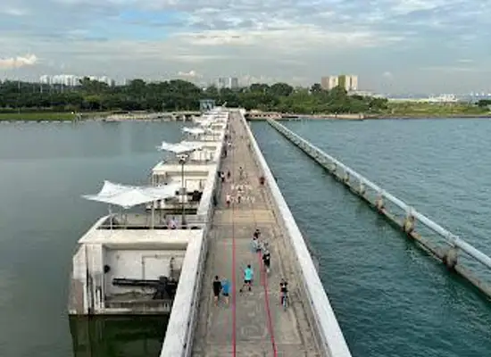 singapore/orchard-road/attraction/marina-barrage