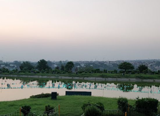india/jammu/attraction/musical-water-fountain-with-sound-and-light-show