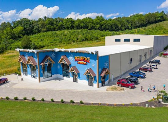 tennessee/great-smoky-mountains/attraction/pigeon-forge-snow