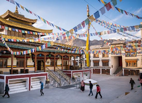 india/leh-ladakh/attraction/gompa-soma