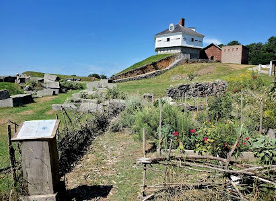 new-hampshire/seacoast-region/attraction/fort-mcclary-state-historic-site