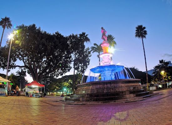 new-caledonia/baie-des-citrons/attraction/fontaine-celeste
