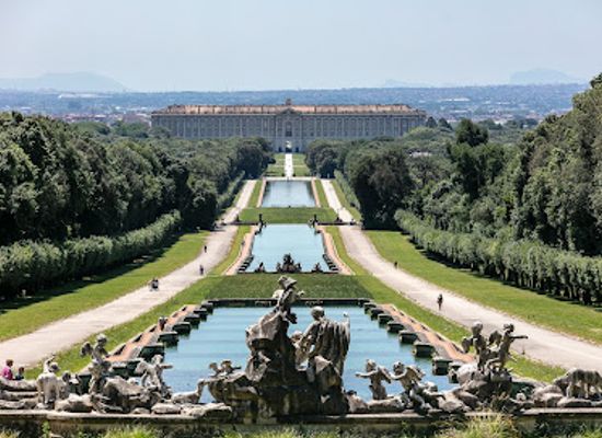 italy/campania/attraction/royal-palace-of-caserta