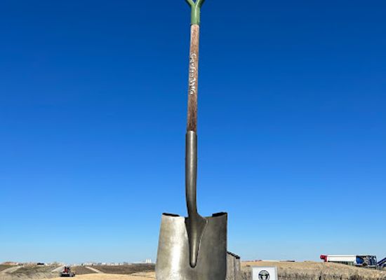 texas/central-texas/attraction/largest-shovel