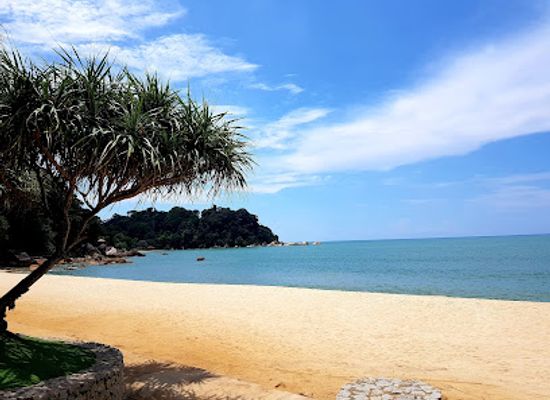 malaysia/pahang/attraction/teluk-cempedak-beach