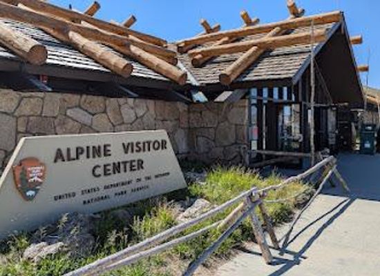 colorado/estes-park/attraction/alpine-visitor-center