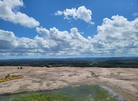 texas/blackland-prairie/attraction/enchanted-rock-state-natural-area