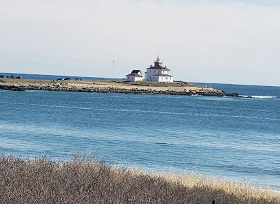 rhode-island/westerly/attraction/watch-hill-lighthouse