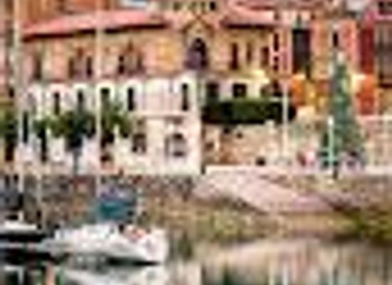spain/asturias/attraction/tourist-office-of-gijon-infogijon