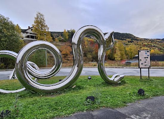 norway/oppland/attraction/ringebudragen-kunstverk