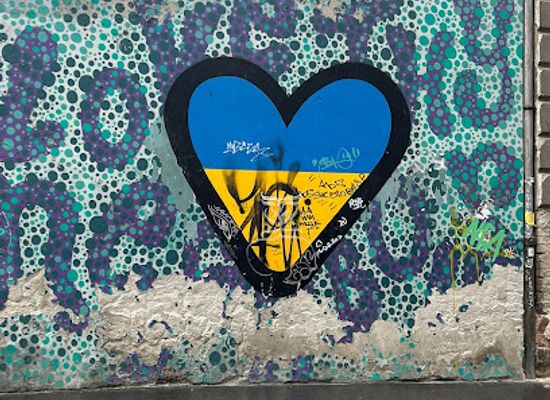hungary/budapest/attraction/heart-on-the-wall