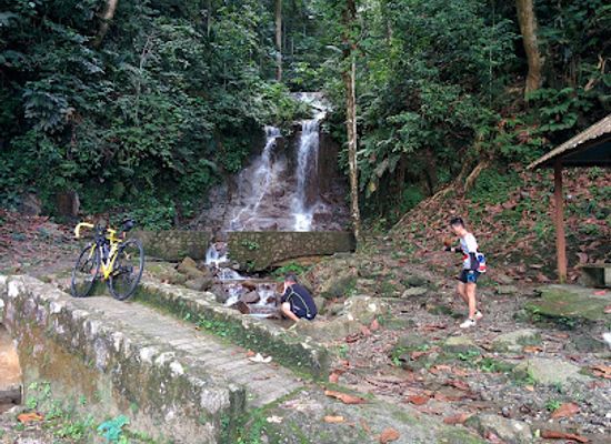 malaysia/selangor/attraction/air-terjun-semangkuk