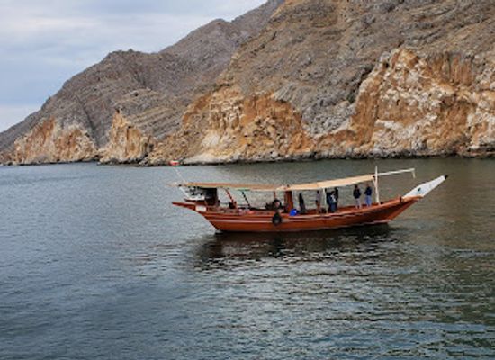 oman/musandam-governorate/attraction/bassa-beach