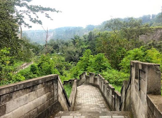 indonesia/west-sumatra/attraction/puncak-janjang-koto-gadang