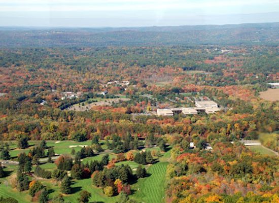 connecticut/mohawk-mountain-ski-area/attraction/heublein-tower