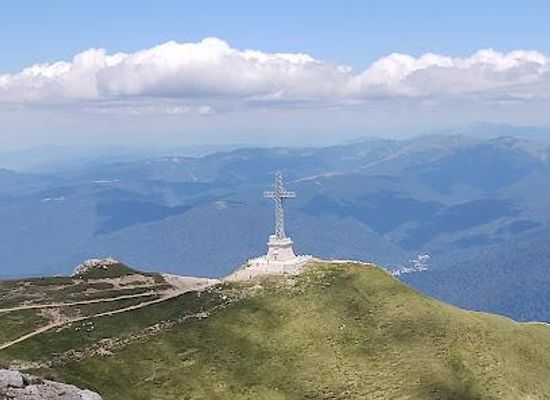 romania/brasov/attraction/heroes-cross-on-caraiman-peak