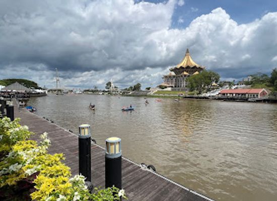 malaysia/kuching/attraction/waterfront