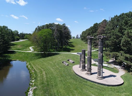 nebraska/southwest-nebraska/attraction/pioneers-park-nature-center