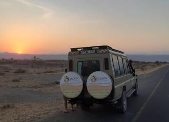 tanzania/arusha/attraction/african-traits-safaris