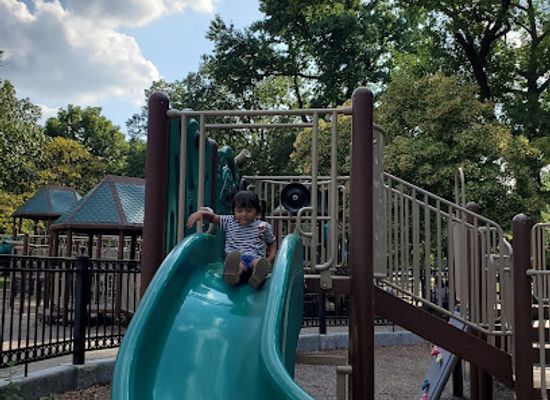 indiana/indianapolis/attraction/holliday-park-nature-center