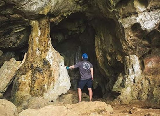 philippines/visayas/attraction/bakwitan-cave