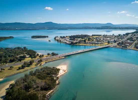 australia/illawarra/attraction/lake-illawarra