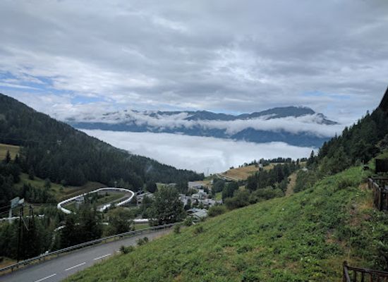 france/la-plagne/attraction/bobsleigh-la-plagne-la-plagne-olympic-track