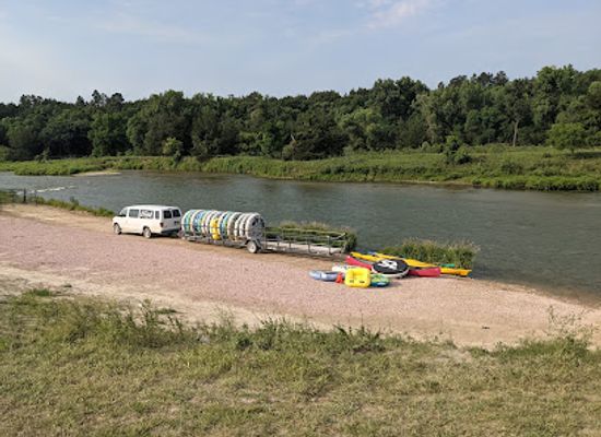 nebraska/niobrara-river-valley/attraction/brewers-canoers-tubers