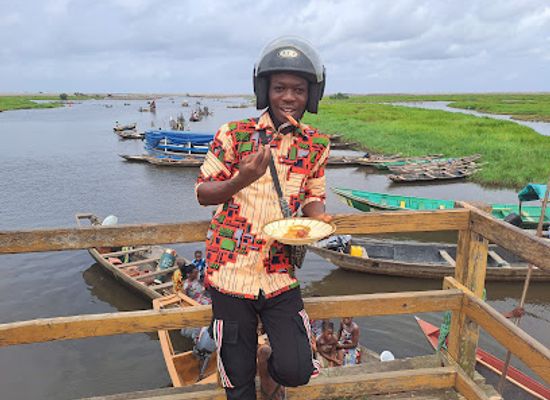 benin/ganvie-village/attraction/embarcadere-d-abomey-calavi