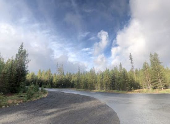 oregon/cascade-lakes-scenic-byway/attraction/corral-swamp-trailhead
