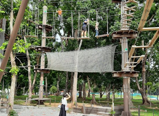 singapore/geylang/attraction/bedok-reservoir-park