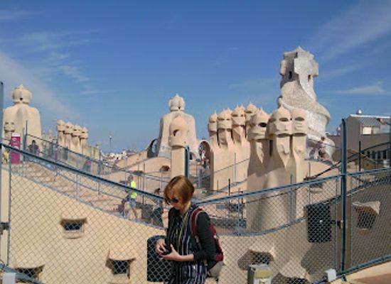 spain/catalonia/attraction/la-pedrera-casa-mila