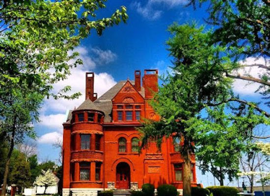 kentucky/bluegrass-region/attraction/howard-steamboat-museum