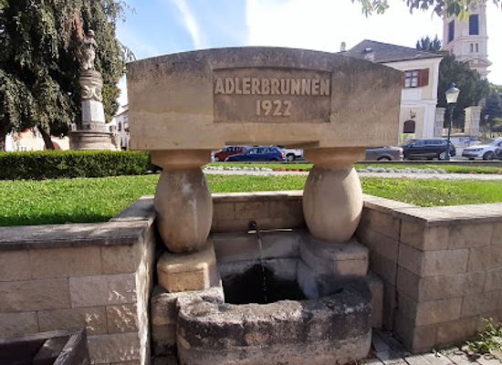 austria/neusiedler-see/attraction/adlerbrunnen