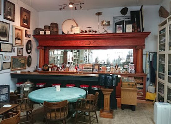 oregon/wheeler-county/attraction/fossil-museum