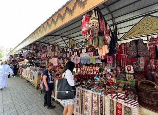 armenia/yerevan/attraction/vernissage-market