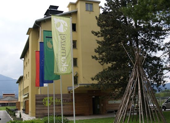 slovenia/zasavje/attraction/ekomuzej-hmeljarstva-in-pivovarstva-slovenije