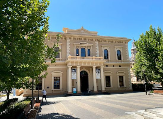 australia/adelaide/attraction/the-centre-of-democracy